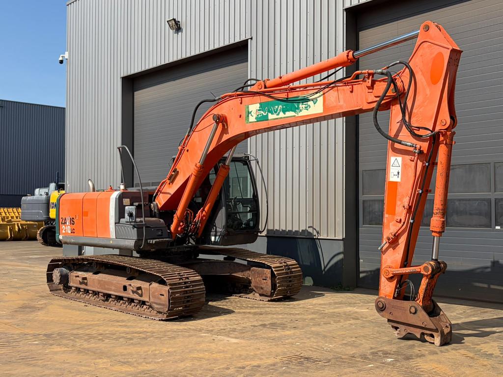 2011 Hitachi ZX210LC-3-48996439