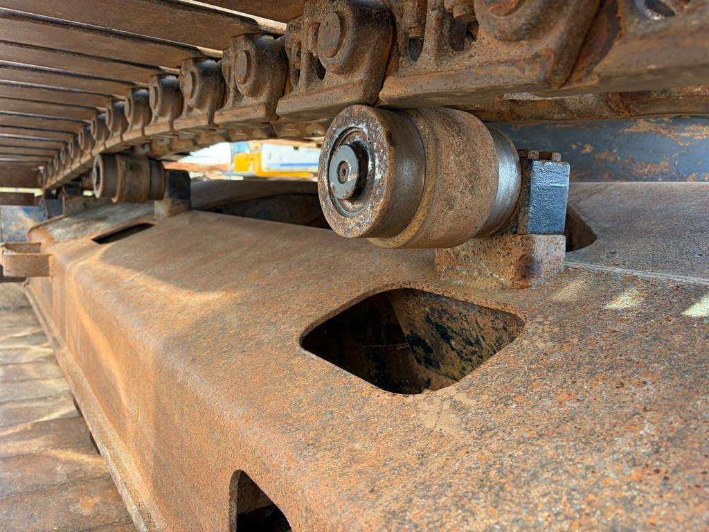 2011 Hitachi ZX210LC-3-48996448