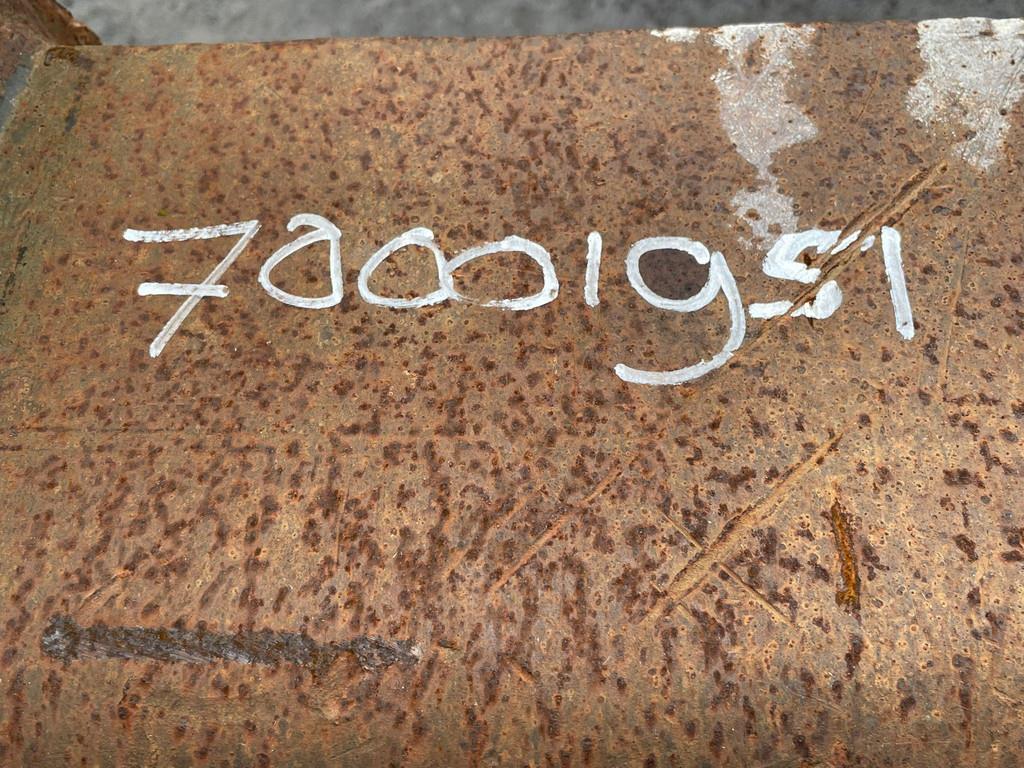 Verachtert Bucket with teeth