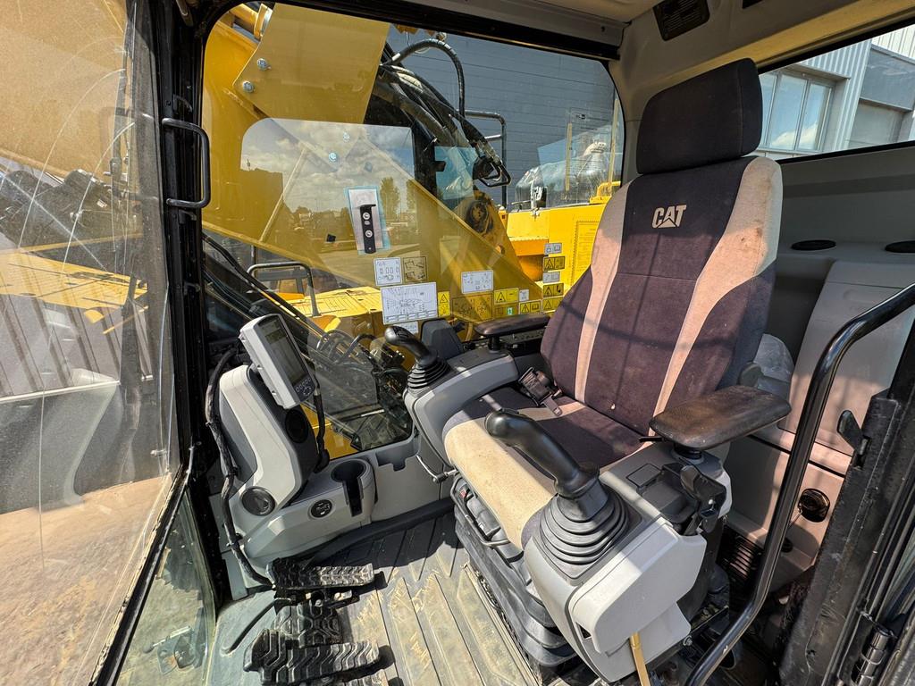 CAT 325F LCR - 3 buckets