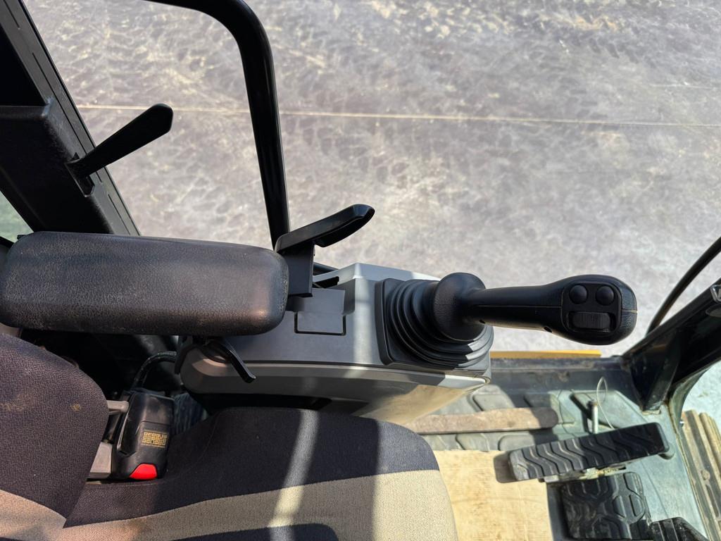 CAT 325F LCR - 3 buckets