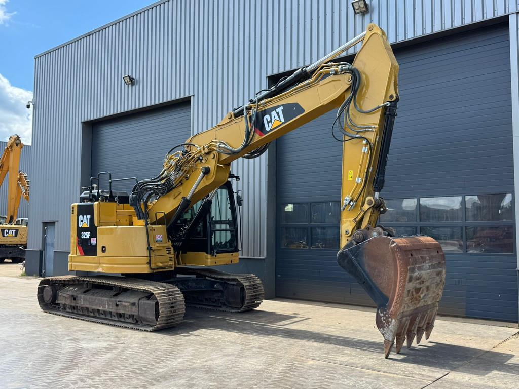 CAT 325F LCR - 3 buckets