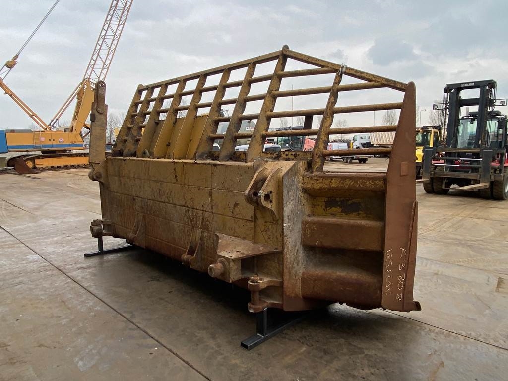 CAT D9U Blade