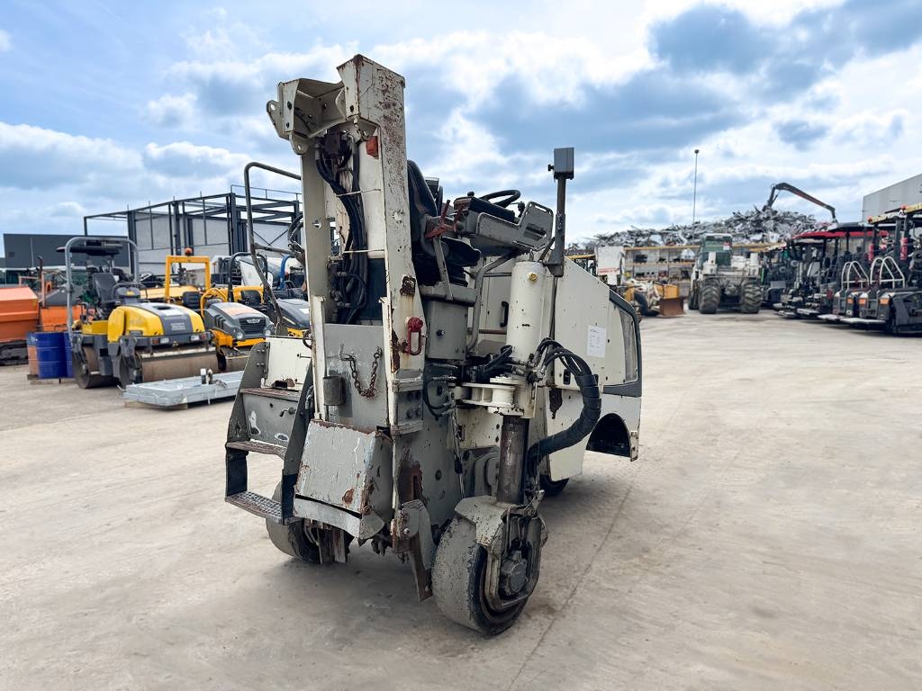 Wirtgen W 50 DC