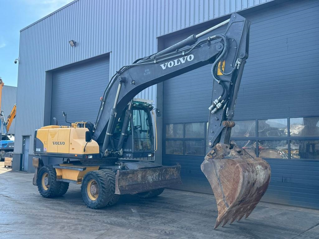 Volvo EW180C