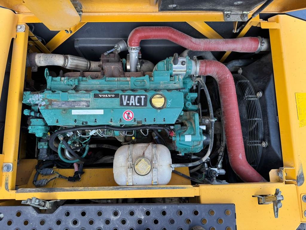 Volvo EW180C
