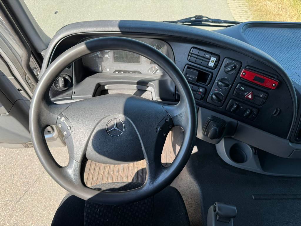 Mercedes-Benz ACTROS 4851 V8 8x8 tipper