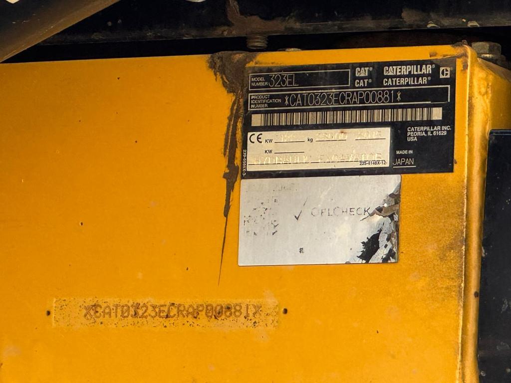 CAT 323EL