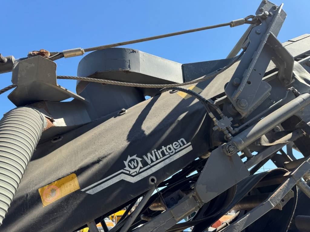 Wirtgen W 100 FI