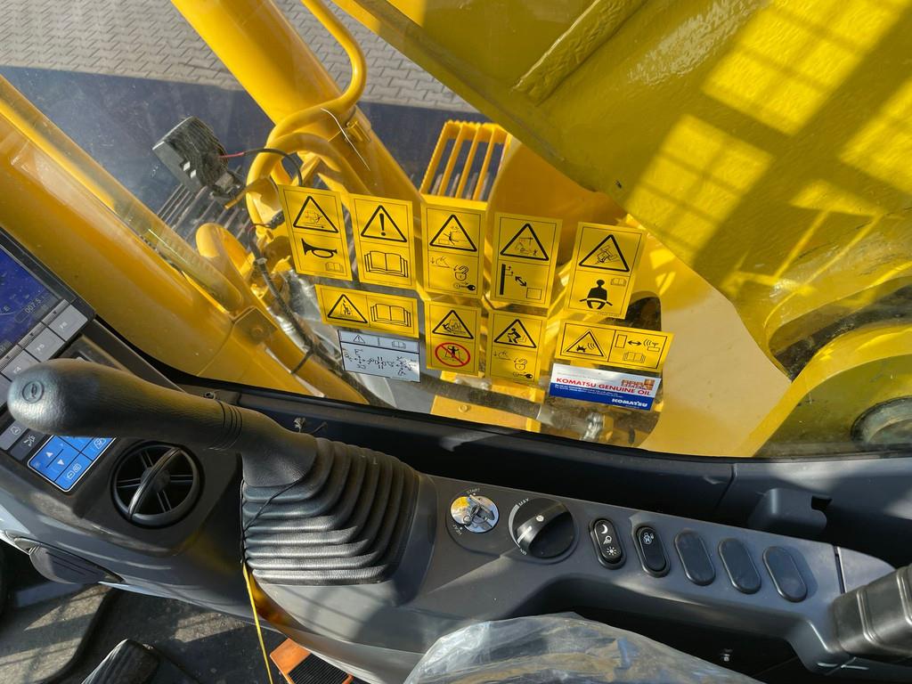 Komatsu PC210LC-10MO