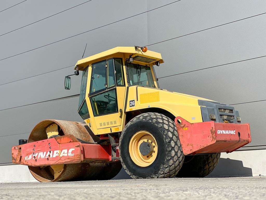 Dynapac CA302D