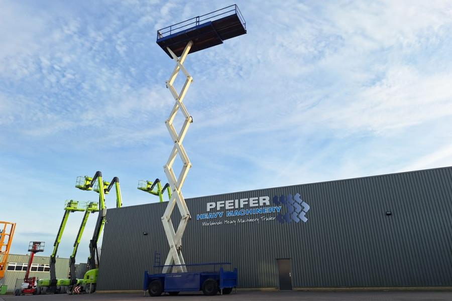 Liftlux SL205-25D4WDS/P Diesel, 4x4 Drive, Hydraulic Deck