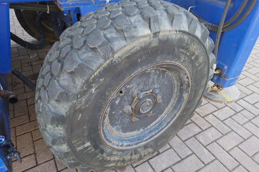 Liftlux SL205-25D4WDS/P Diesel, 4x4 Drive, Hydraulic Deck