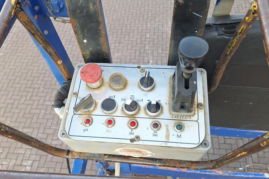 Liftlux SL205-25D4WDS/P Diesel, 4x4 Drive, Hydraulic Deck