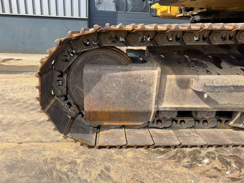 CAT 323EL