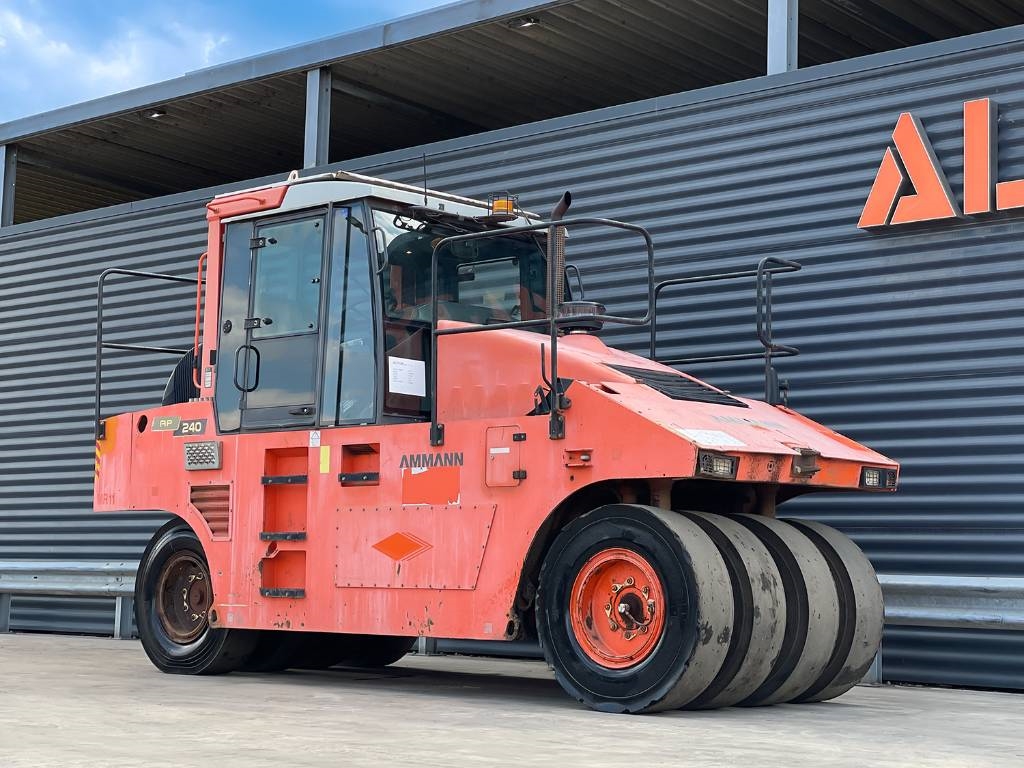Ammann AP 240