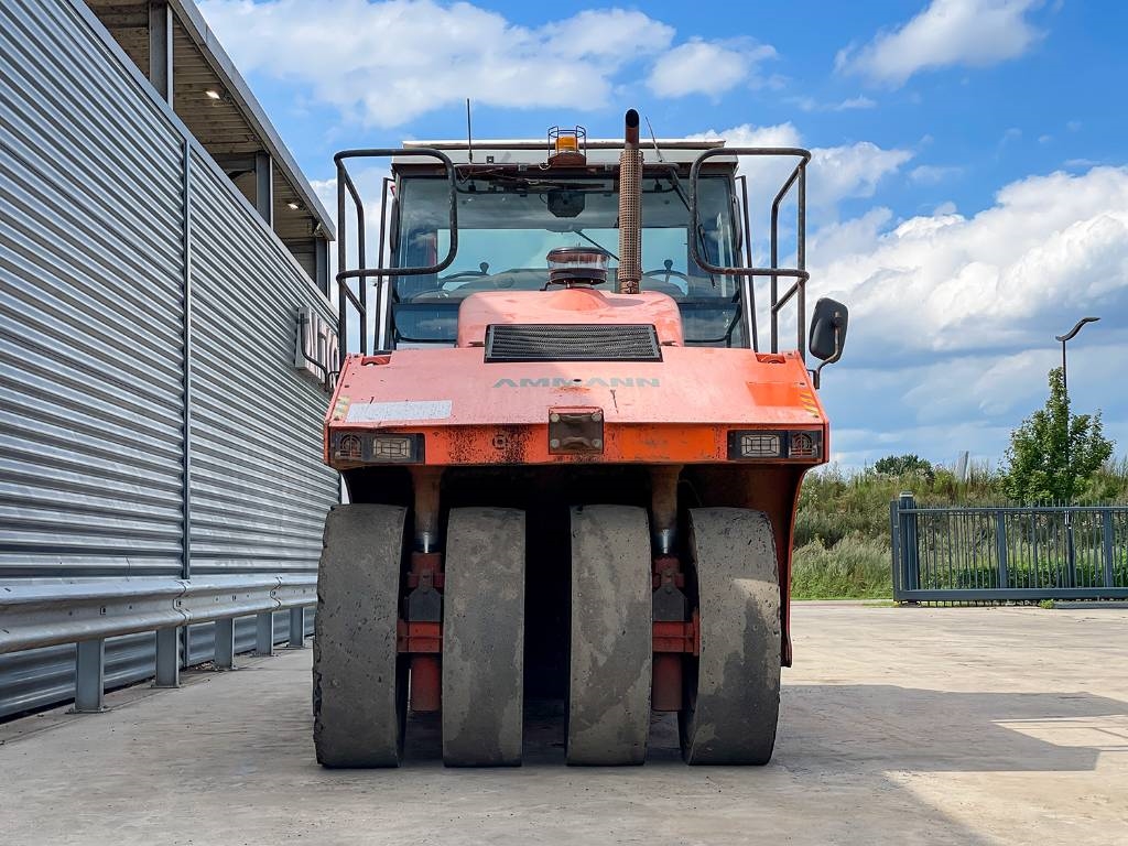 Ammann AP 240