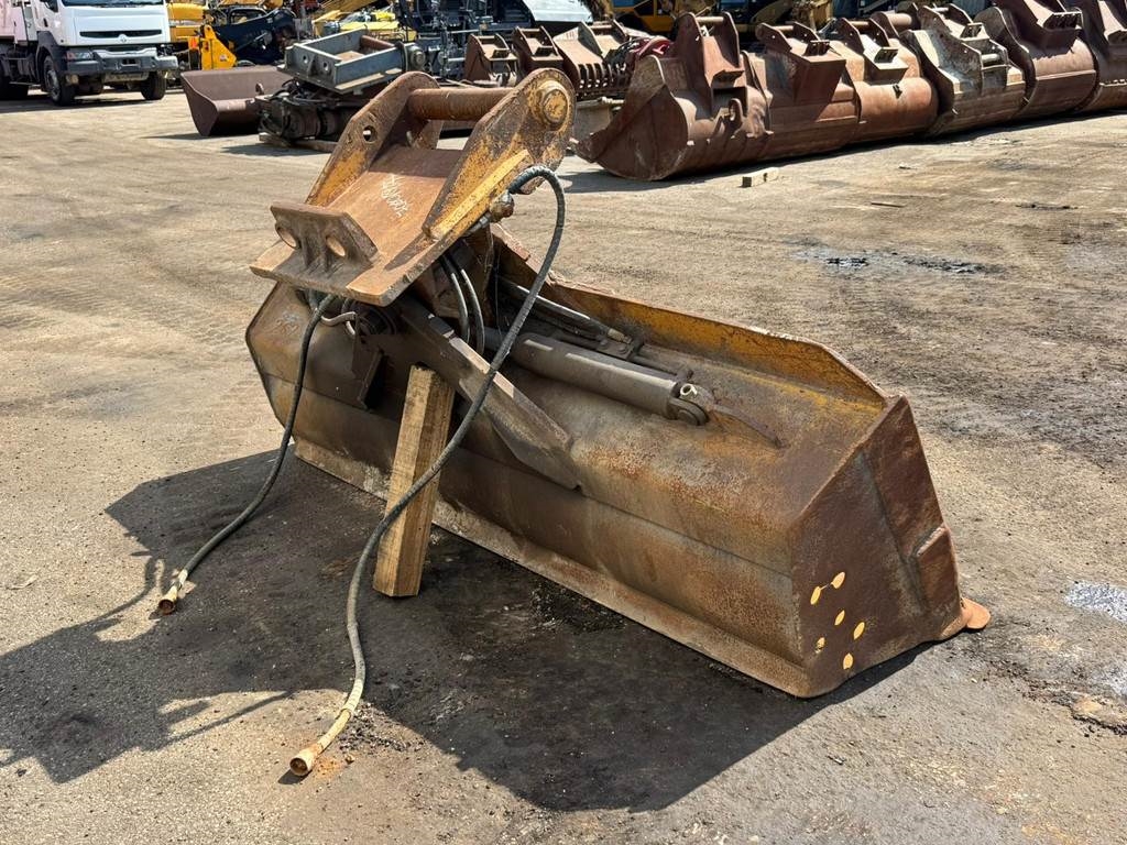 Lehnhoff Kantelbak NGT-2400 MS25
