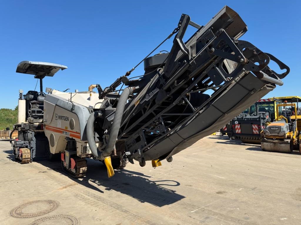 Wirtgen W 100 FI