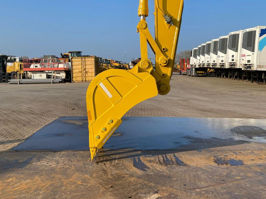 Komatsu PC210LC-10MO