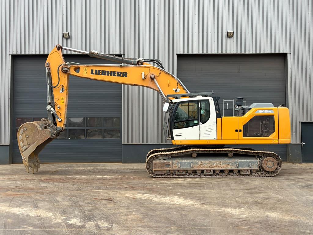 صورة ل معدات البناء 2021 ليبهير R945 S-HD