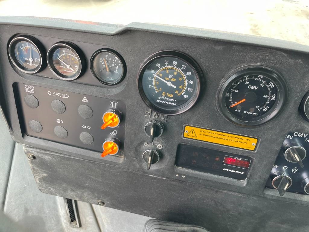 Dynapac CA512D