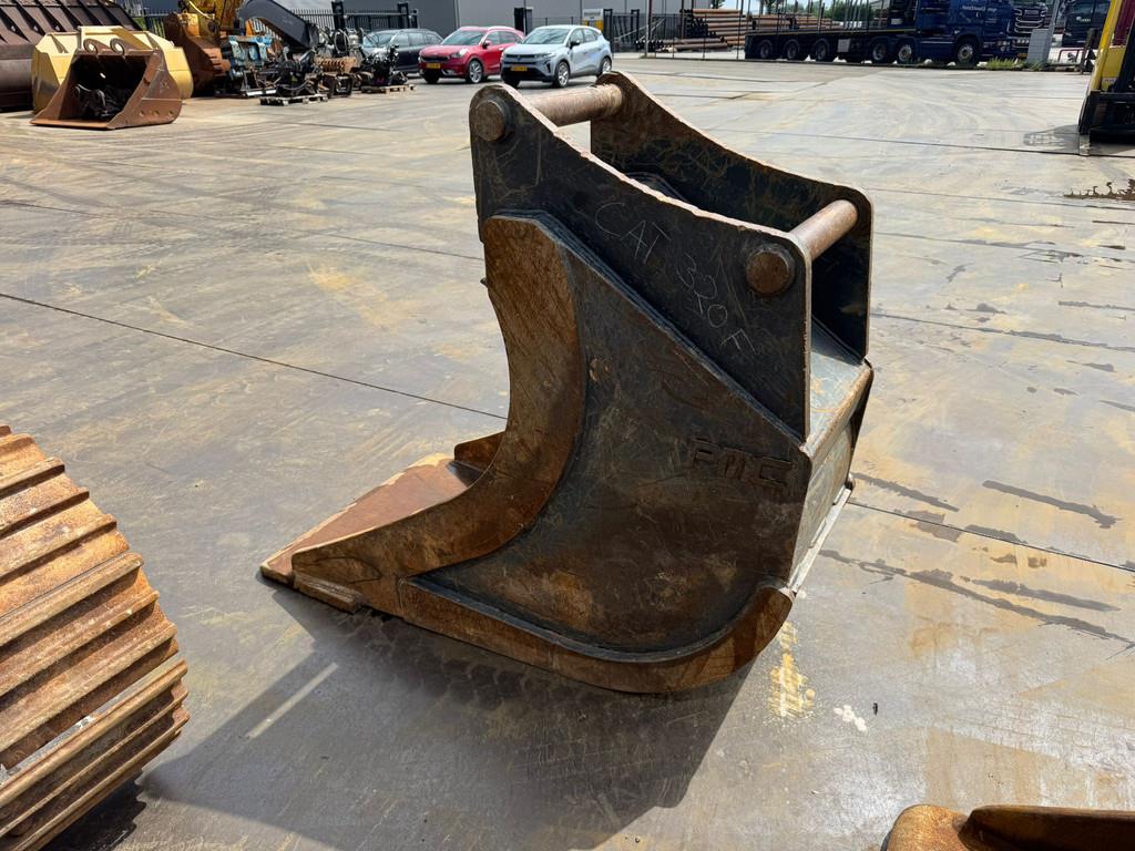 CAT 320FL incl. 3 x Bucket