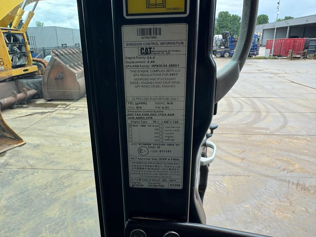 CAT 320FL incl. 3 x Bucket