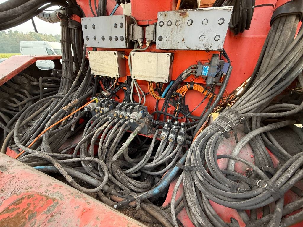 Sandvik DT1130-SC - 3x TB150 Drill Boom + Basket Boom