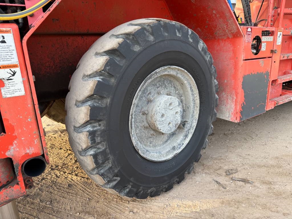 Sandvik DT1130-SC - 3x TB150 Drill Boom + Basket Boom
