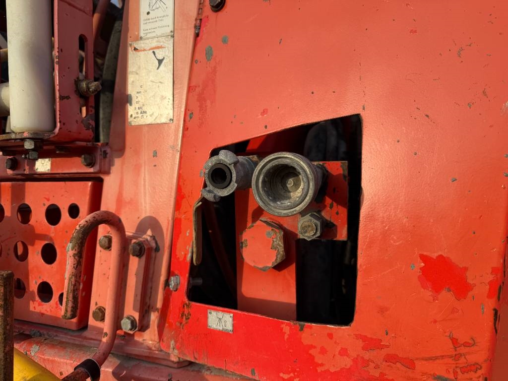Sandvik DT1130-SC - 3x TB150 Drill Boom + Basket Boom