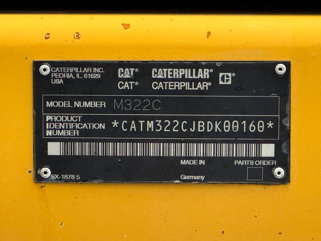 CAT M322C - Hydraulic stabilizers / VA Triple boom / C
