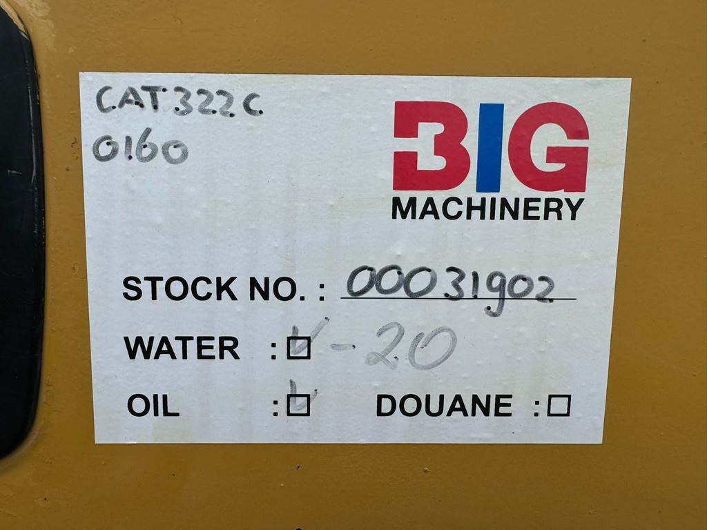 CAT M322C - Hydraulic stabilizers / VA Triple boom / C