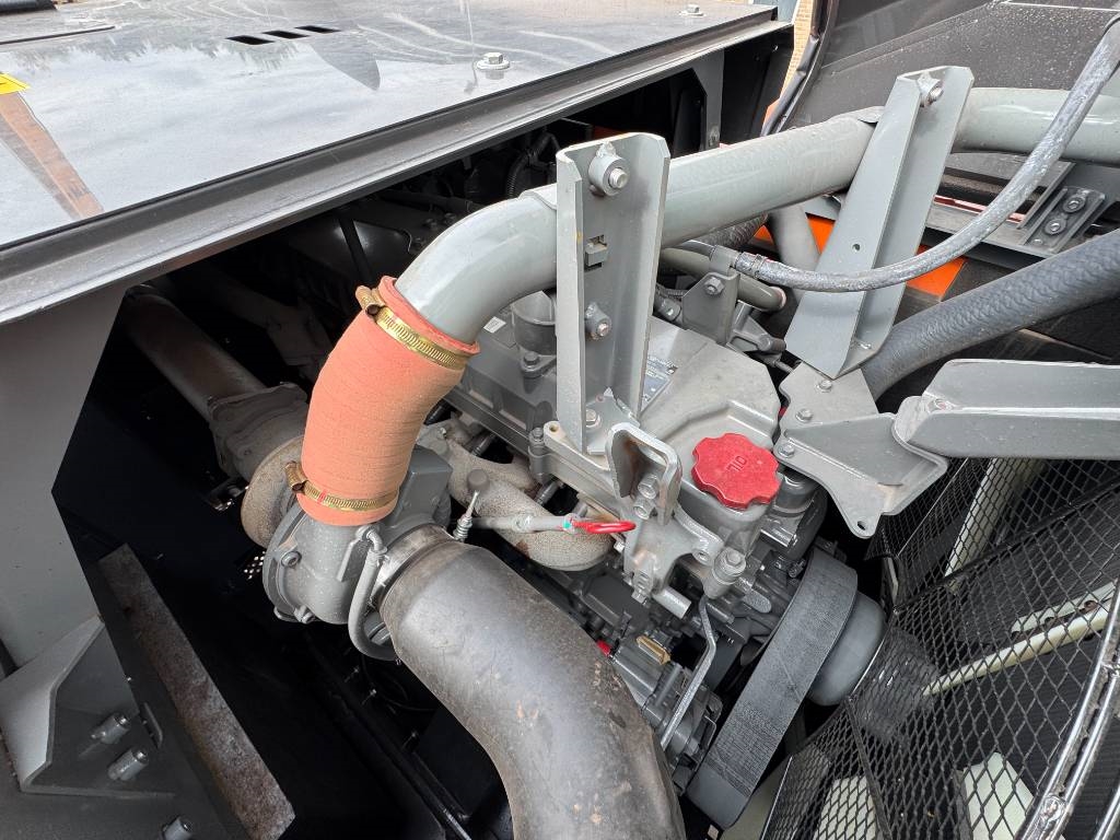Hitachi ZX370-LCH - Hammer Lines / Isuzu Engine