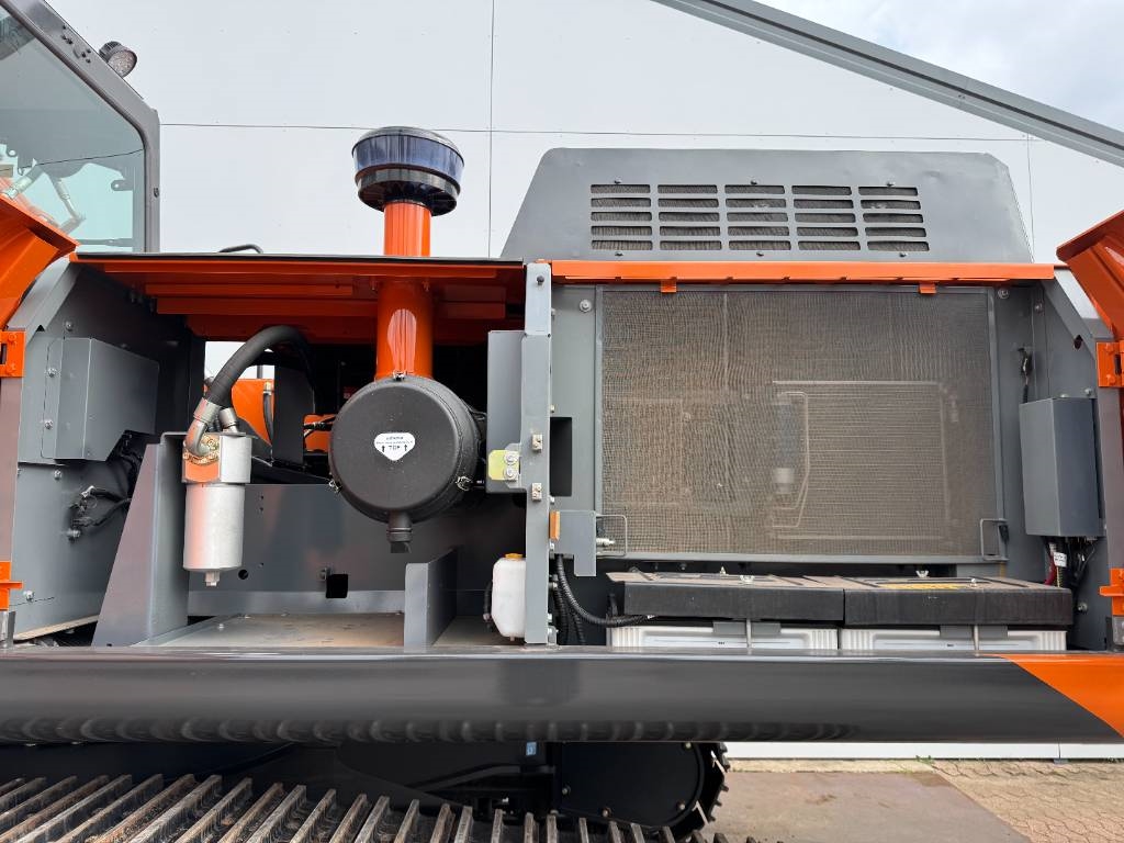 Hitachi ZX370-LCH - Hammer Lines / Isuzu Engine