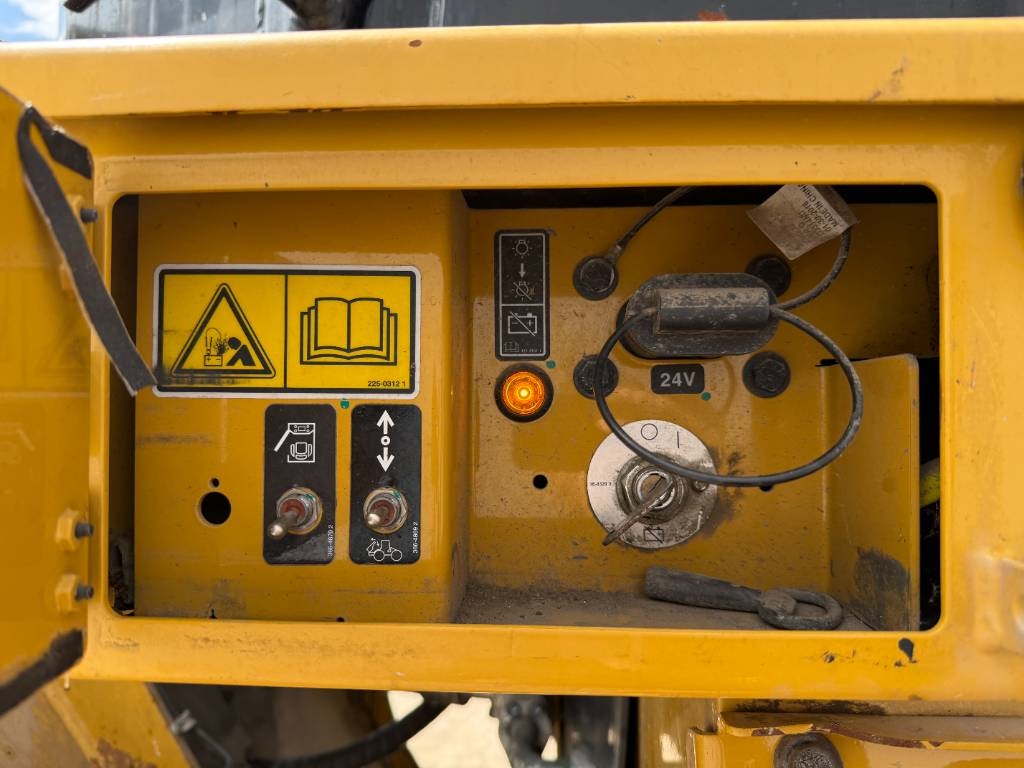 CAT 966M - German Machine / 3rd Function