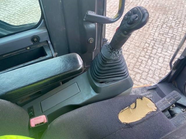 Komatsu PW 98 MR-8 (12005627)