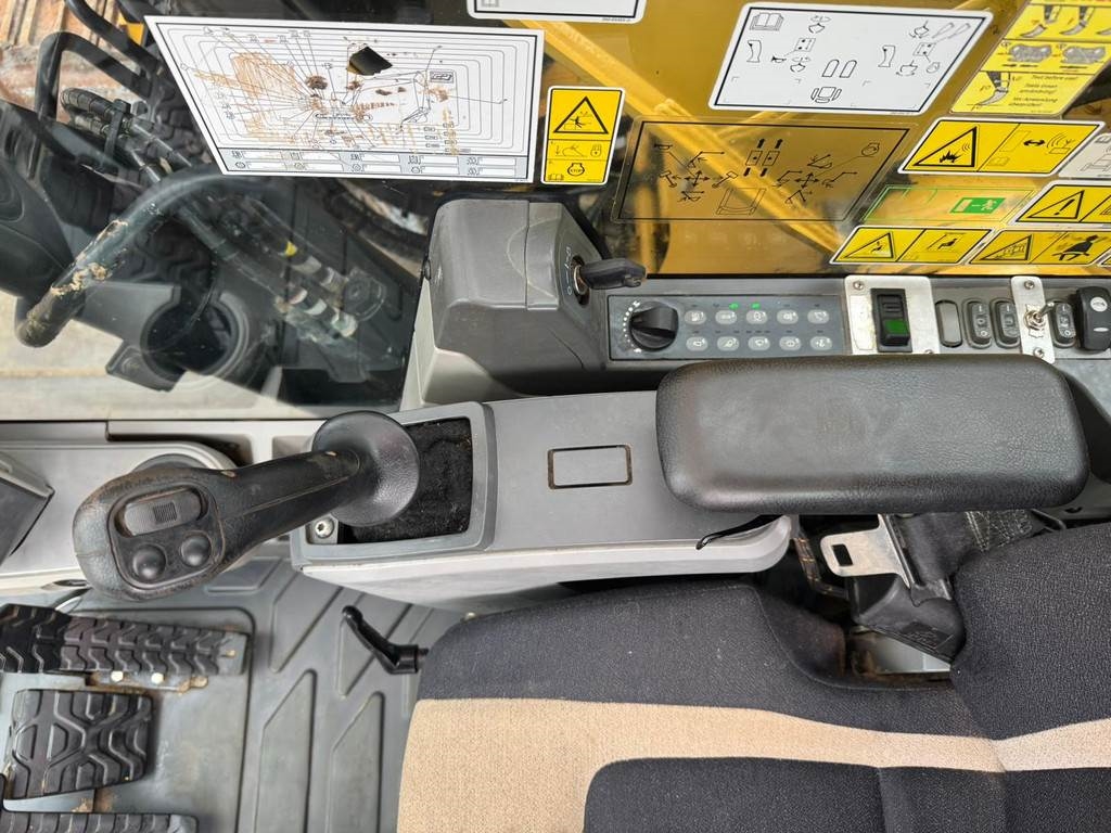 CAT 320E LRR