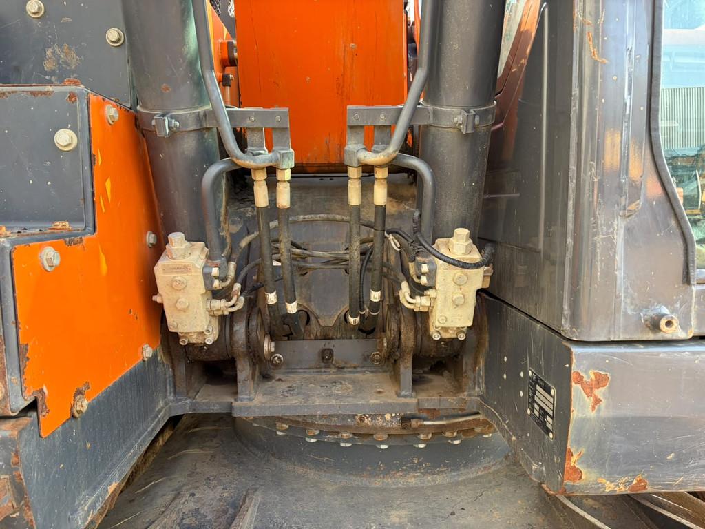 2020 دووسان DX140LCR-5-47499276