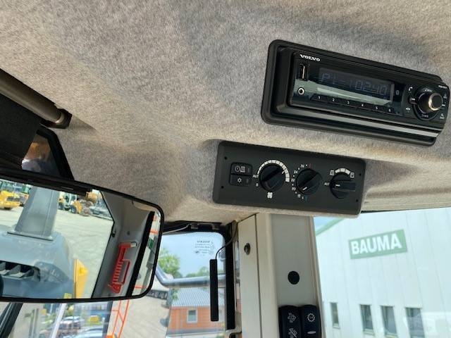 Volvo L 260 H 6.8 cbm MIETE / RENTAL (12002252)