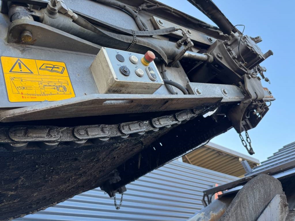 Bomag BMF 2500 S