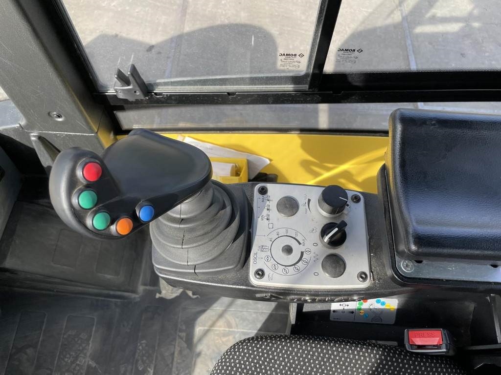 Bomag BW 213 D-5
