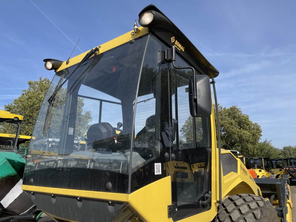 Bomag BW 213 D-5