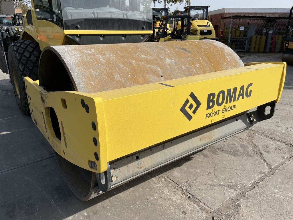Bomag BW 213 D-5