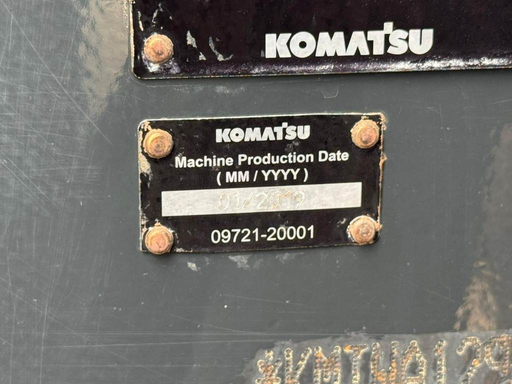 Komatsu WA470-8