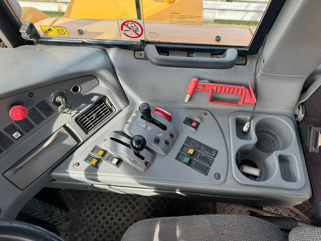 Volvo A25E