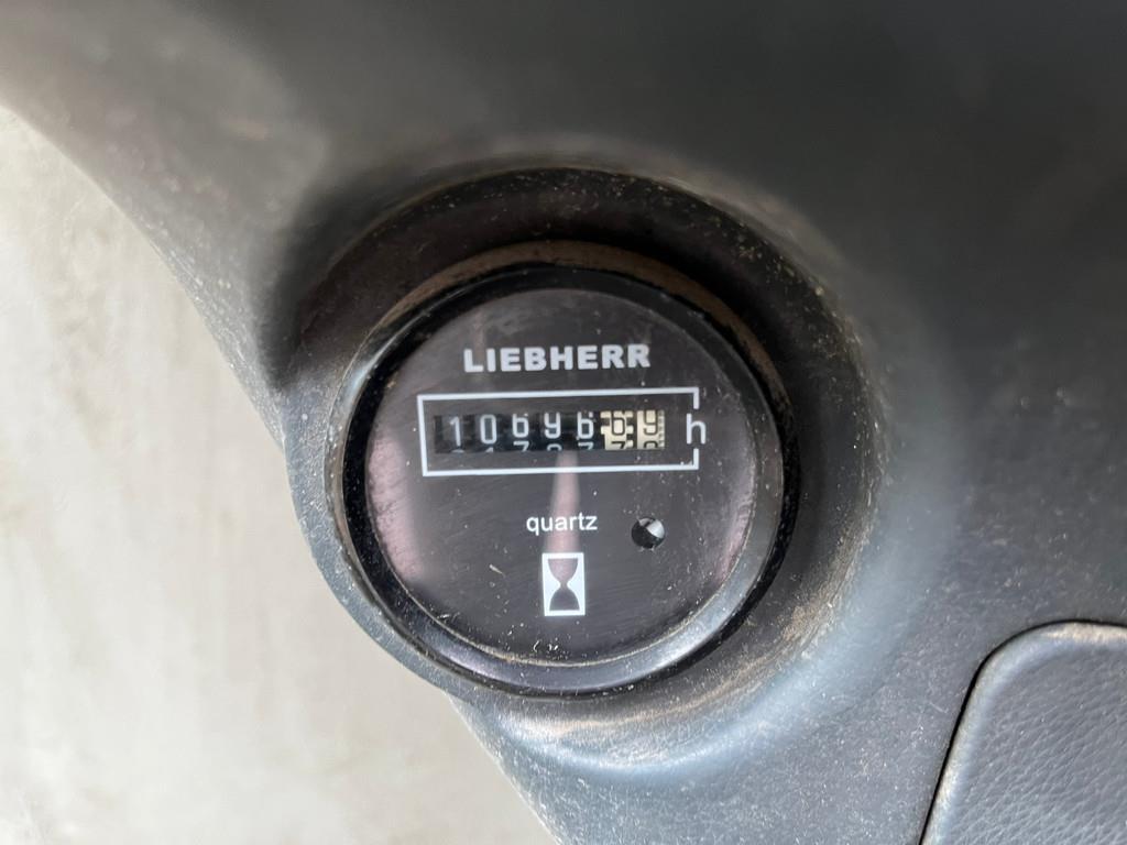 2011 Liebherr R317-44526681