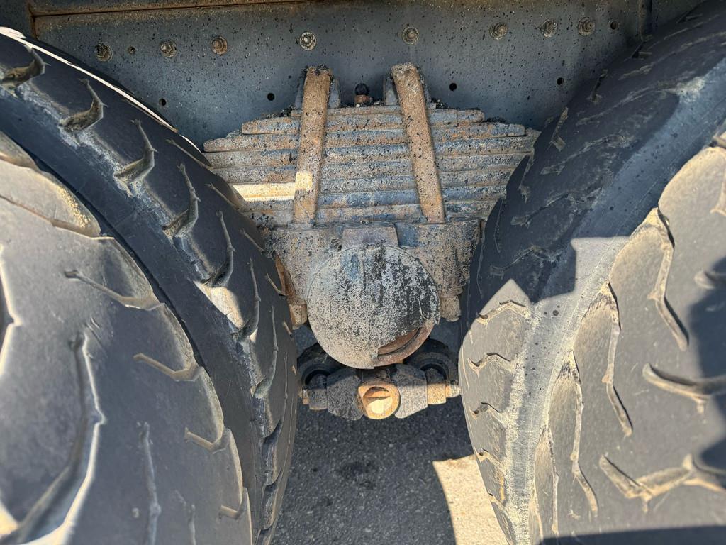 Renault Kerax 410 8x4 Full steel - Manual - Euro 4 - Big a