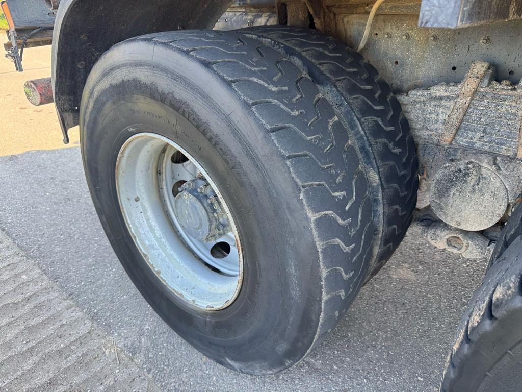 Renault Kerax 410 8x4 Full steel - Manual - Euro 4 - Big a