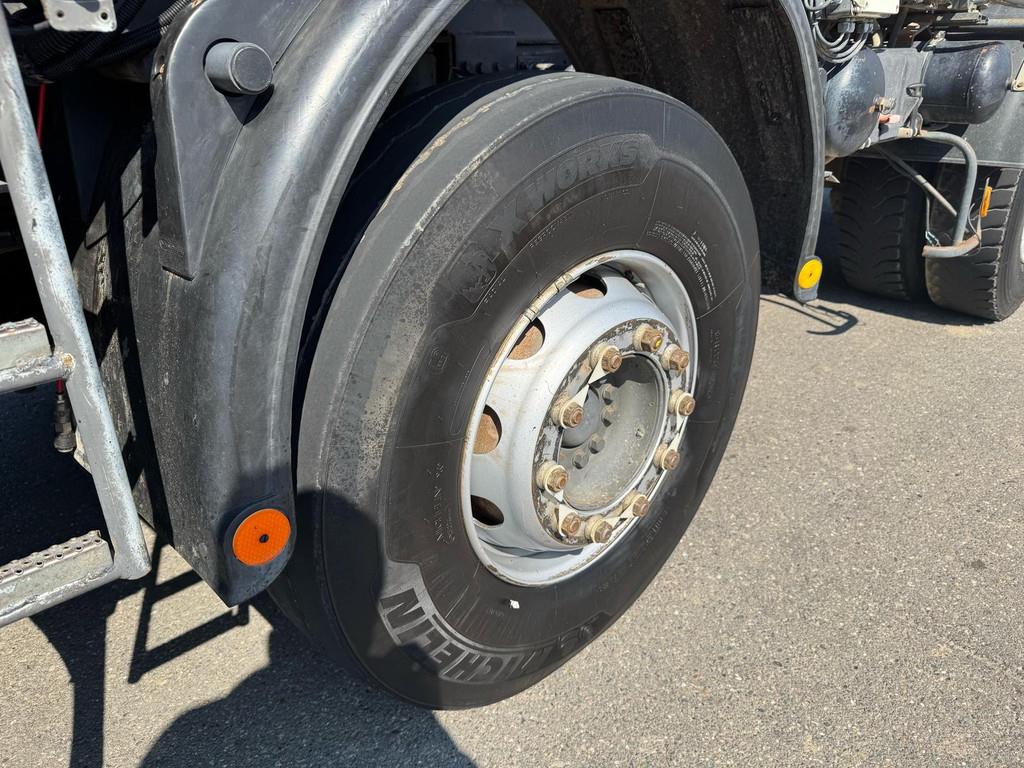 Renault Kerax 410 8x4 Full steel - Manual - Euro 4 - Big a